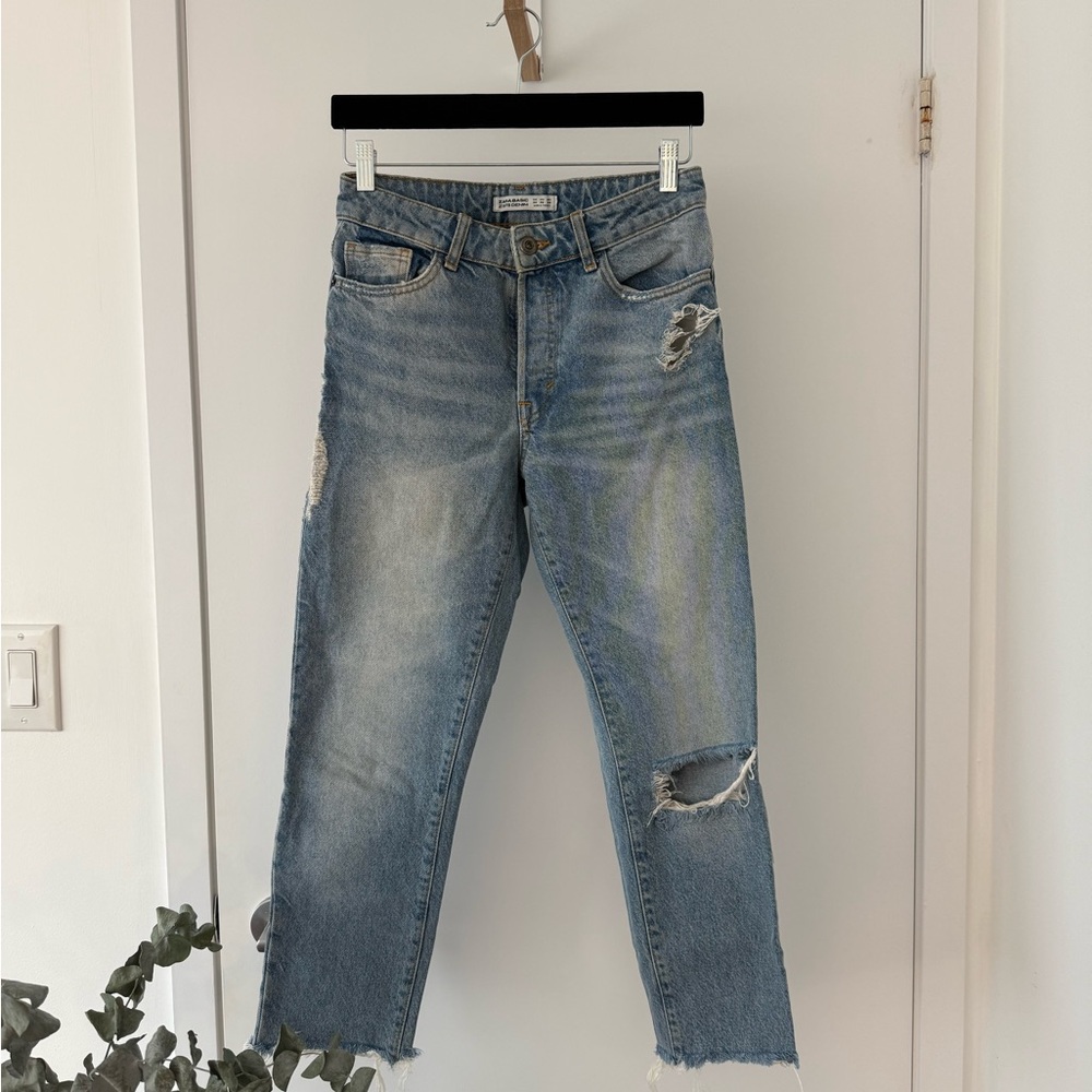 Zara Distressed Blue 3/4 length Jeans